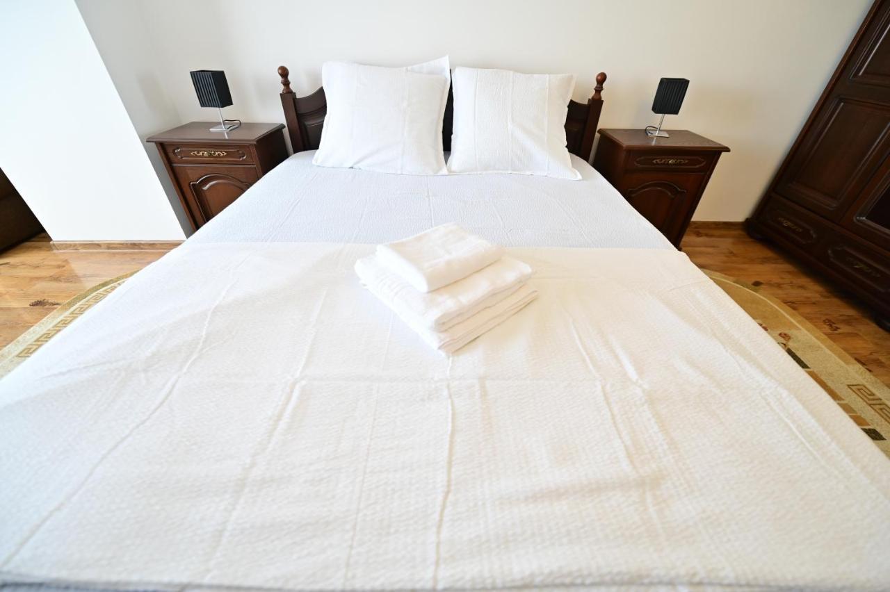 Vacation Apartment With Free Parking Sybin Zewnętrze zdjęcie